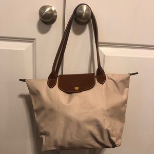 Medium Longchamp tote